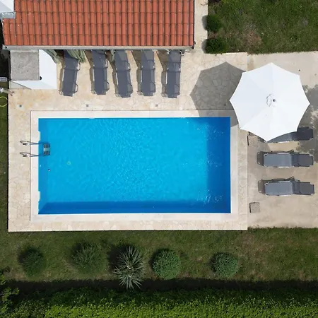 Maslina Ferienhaus *