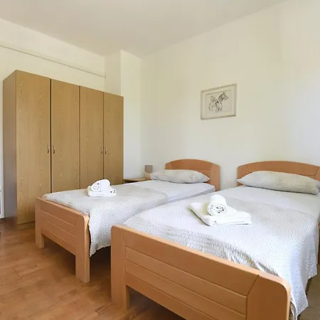 Ferienhaus Maslina Prkos