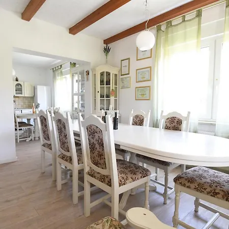 Maslina Ferienhaus Prkos