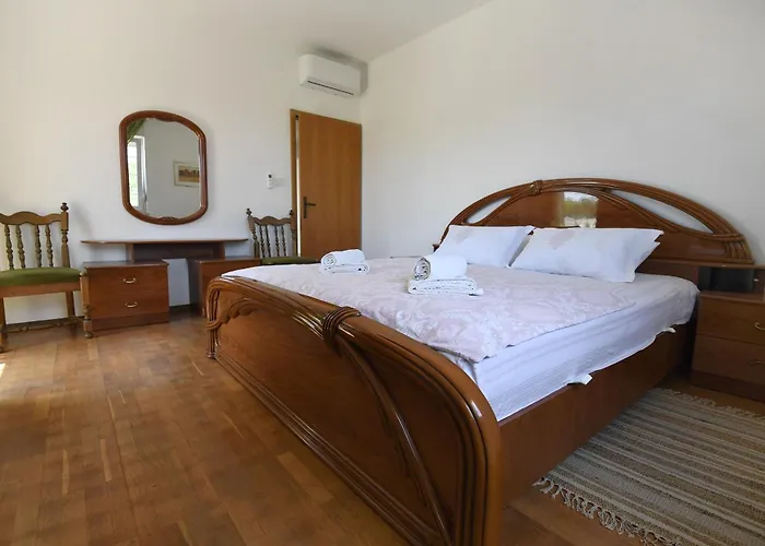 Maslina Дом отдыха Prkos