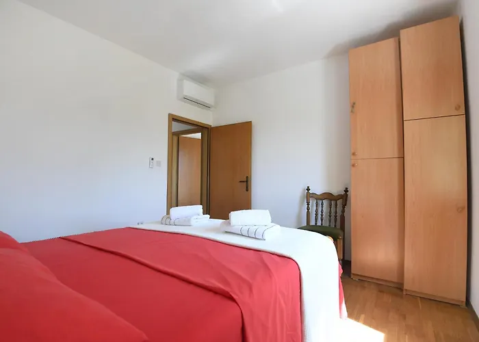 Дом отдыха Maslina Prkos